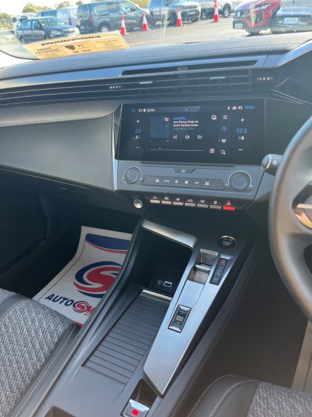 2026 Peugeot 308 - photo 11