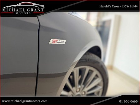 2018 Ford Focus - photo 23