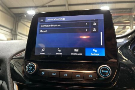 2020 Ford Fiesta - photo 35