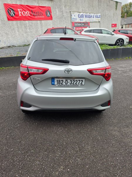 2018 Toyota Vitz - photo 7