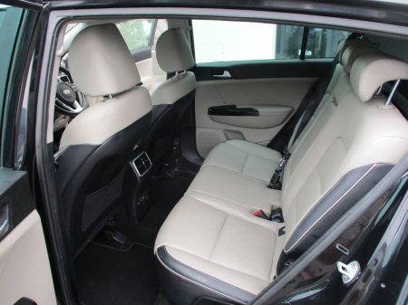 2020 Kia Sportage - photo 12