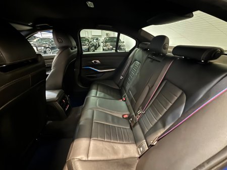 2022 BMW 3-Series - photo 13