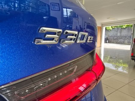 2022 BMW 3-Series - photo 25