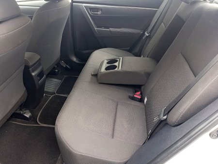2016 Toyota Corolla - photo 14