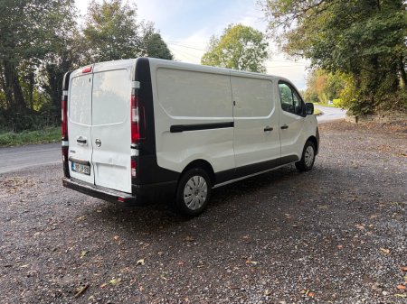 2019 Nissan NV300 - photo 8