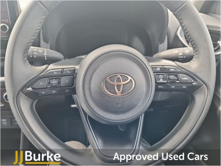 2024 Toyota Yaris - photo 19