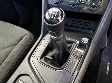 2019 Volkswagen Tiguan - photo 12
