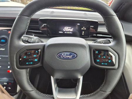 2025 Ford Explorer - photo 23