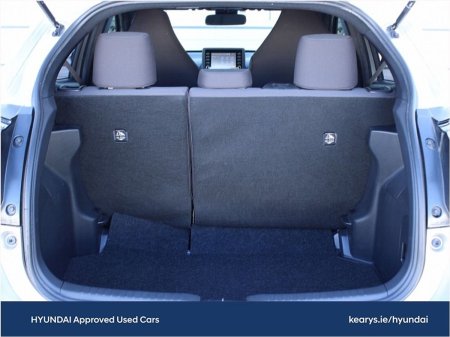 2021 Toyota Yaris - photo 9