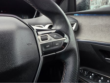2018 Peugeot 5008 - photo 25