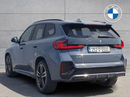 2025 BMW iX1 - photo 2