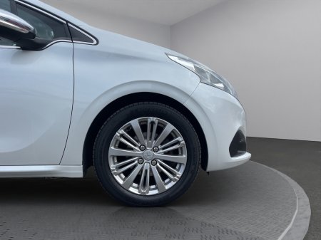 2018 Peugeot 208 - photo 9