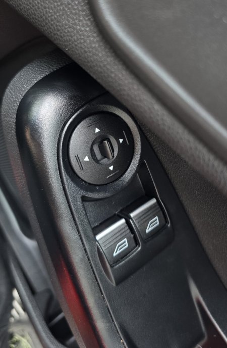 2016 Ford Fiesta - photo 20