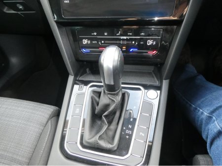 2021 Volkswagen Passat - photo 19