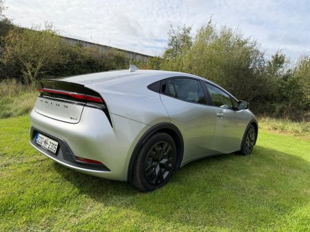 2023 Toyota Prius - photo 11