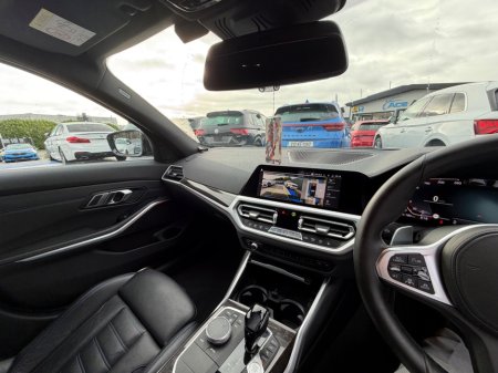 2020 BMW 3-Series - photo 17