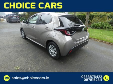 2021 Toyota Yaris - photo 4