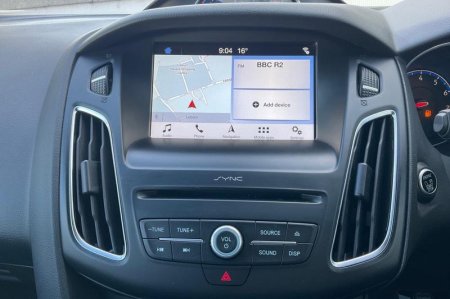 2017 Ford Focus - photo 23
