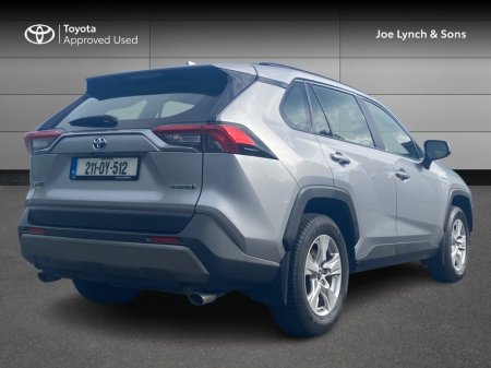 2021 Toyota RAV4 - photo 2
