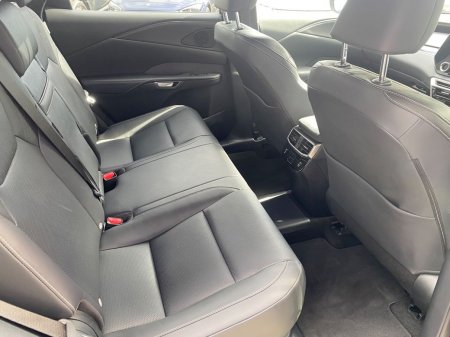 2025 Lexus RX450H+ - photo 13