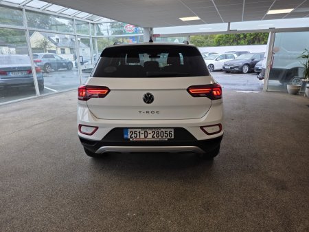 2025 Volkswagen T-Roc - photo 6