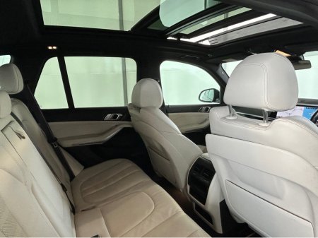 2021 BMW X5 - photo 8