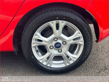 2014 Ford Fiesta - photo 13