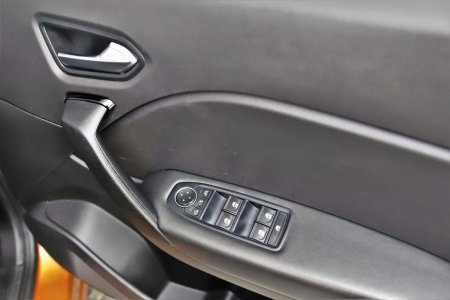 2021 Renault Captur - photo 26