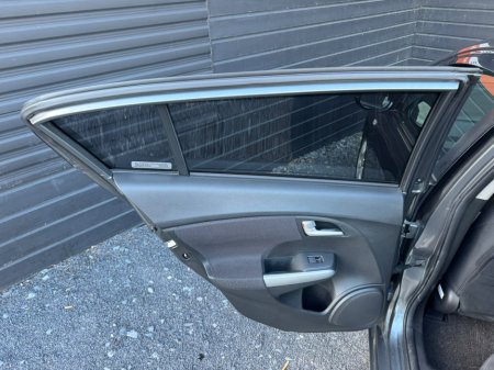 2011 Honda Insight - photo 17
