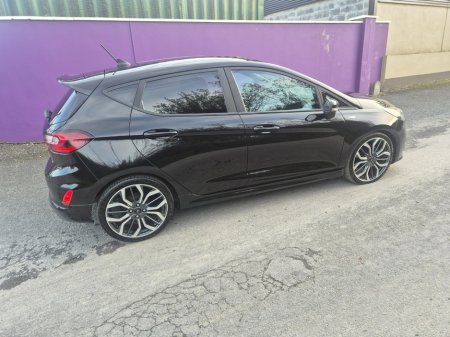 2023 Ford Fiesta - photo 4