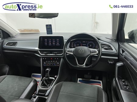 2023 Volkswagen T-Roc - photo 10