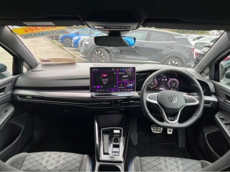 2024 Volkswagen Golf - photo 13