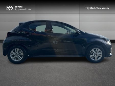 2026 Toyota Yaris - photo 3
