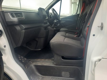 2025 Renault Trafic - photo 19