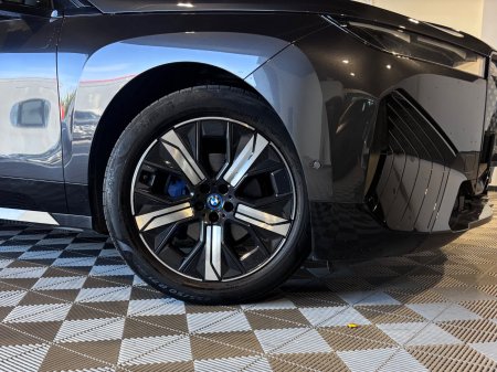 2022 BMW iX - photo 18
