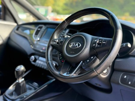 2018 Kia Carens - photo 8