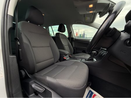 2020 Volkswagen Golf - photo 15