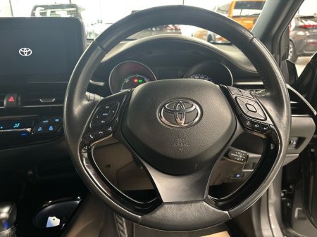 2022 Toyota C-HR - photo 9