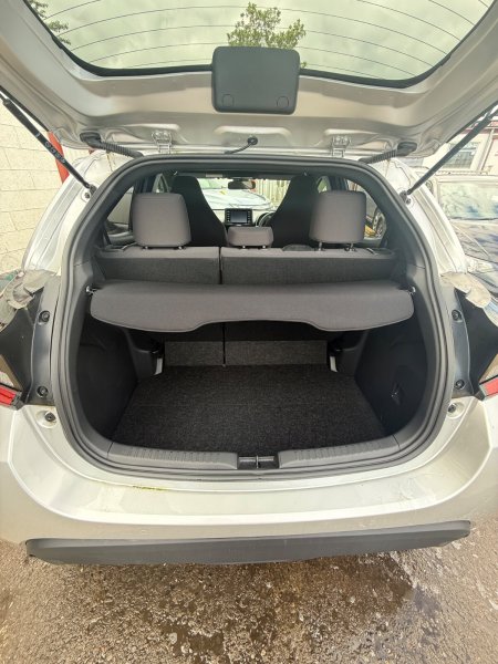 2021 Toyota Yaris - photo 11