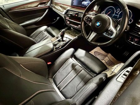 2017 BMW 5-Series - photo 9