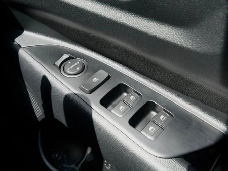 2026 Kia Stonic - photo 25