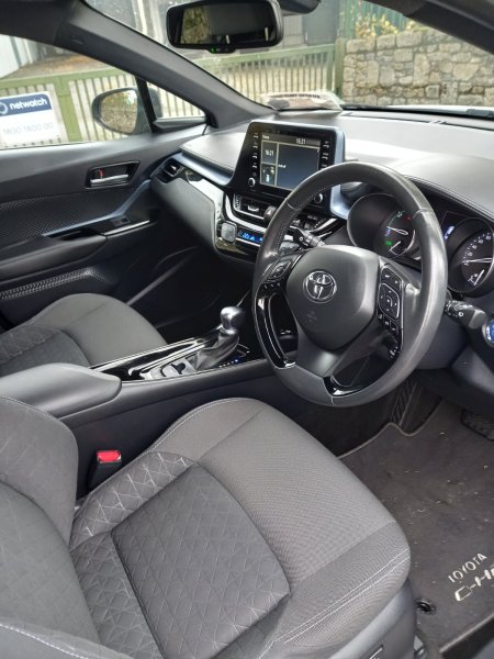 2020 Toyota C-HR - photo 5