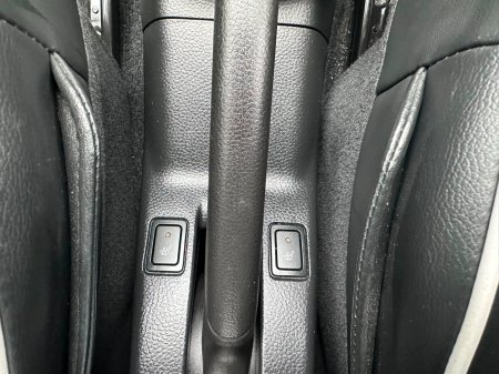 2016 Suzuki Swift - photo 12