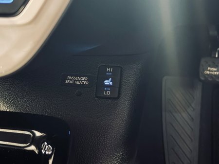 2018 Toyota Prius - photo 15