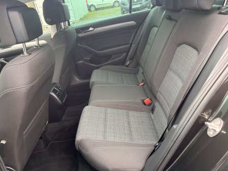 2020 Volkswagen Passat - photo 10