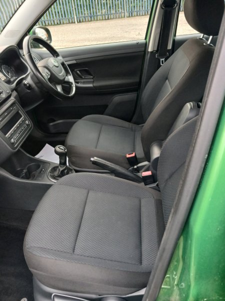 2011 Skoda Fabia - photo 4