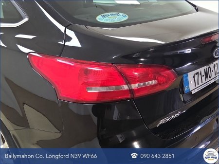2017 Ford Focus - photo 28