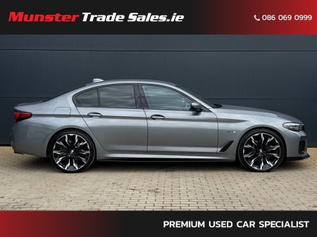 2023 BMW 5-Series - photo 3