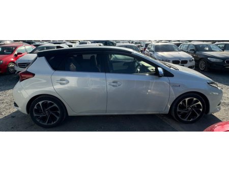 2016 Toyota Auris - photo 5