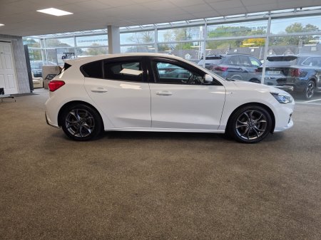 2020 Ford Focus - photo 3